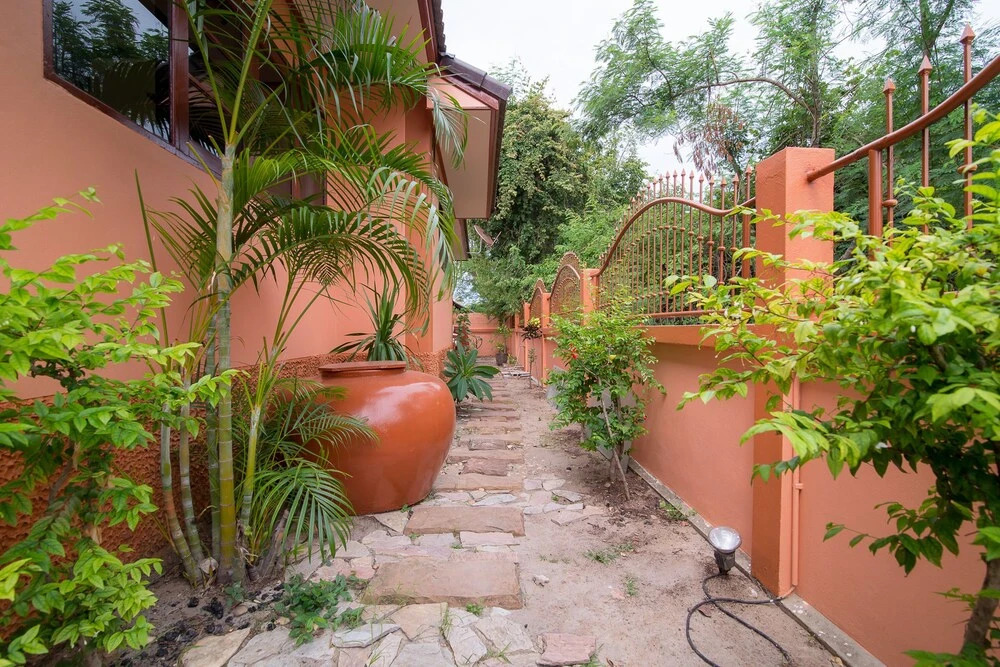 Baan Muang Pool Villa