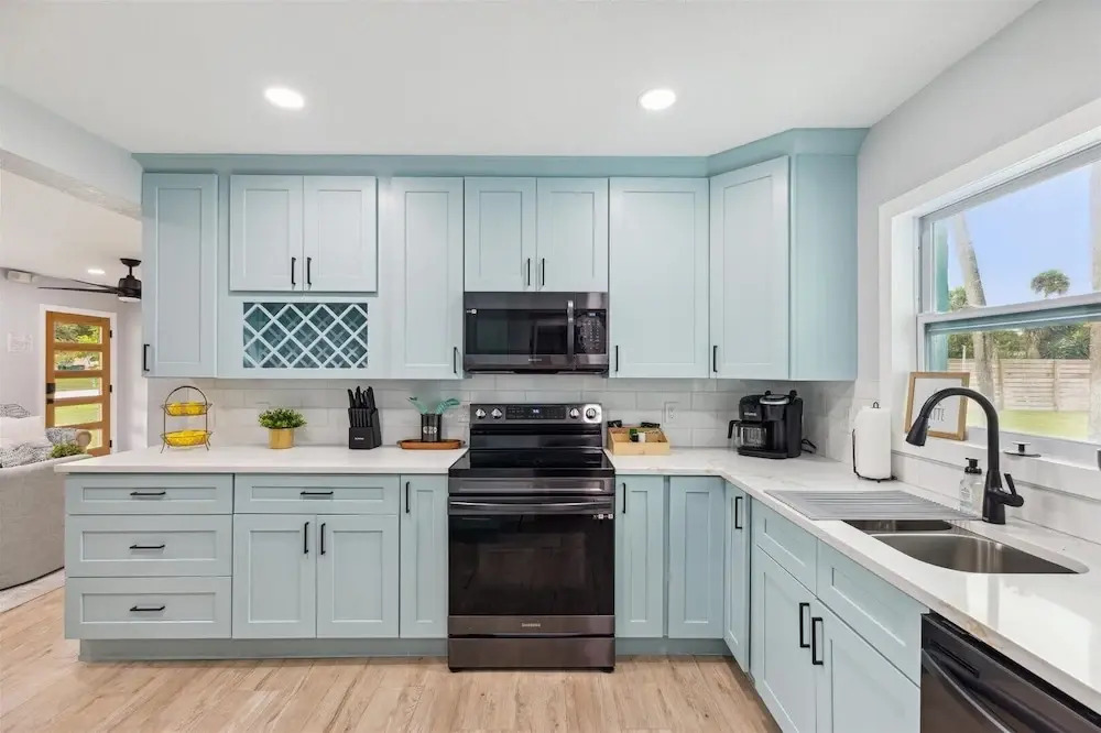 131 W Pasco Ln