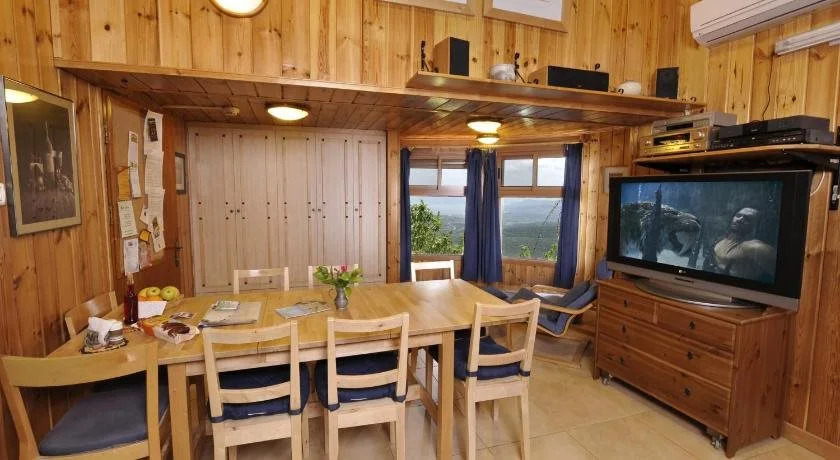 Ohn-Bar Guesthouse