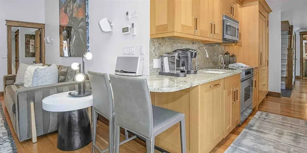 Luxury 3 Bedroom Condo in the Heart of Vail Village