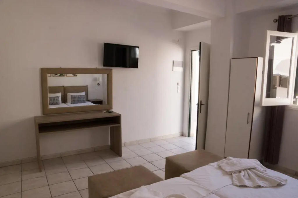 Stavros Beach Hotel