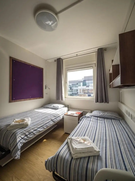 LSE Carr-Saunders Hall