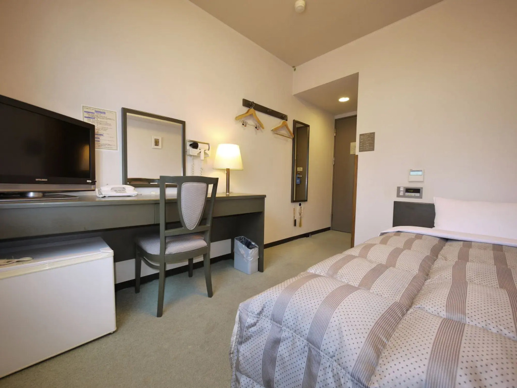 Hotel Route-Inn Gifukencho Minami