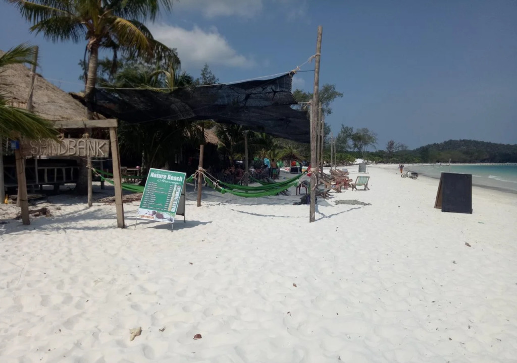 Sandbank Restaurant & Camping Koh Rong