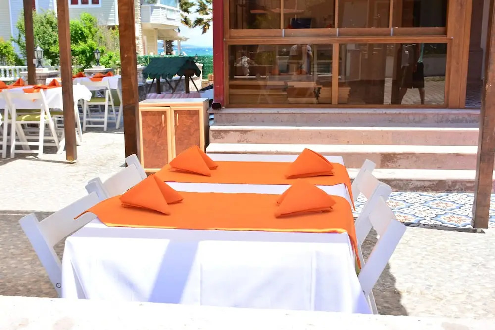 Cunda Flamingo Otel
