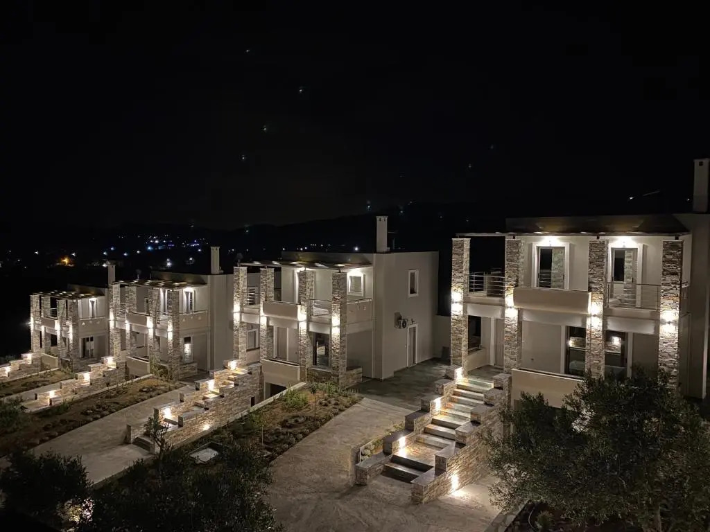 Vardians Villas & Suites