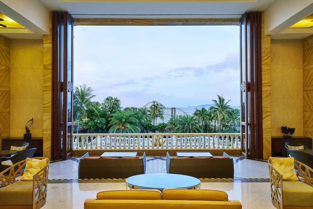 Sheraton Sanya Bay Resort