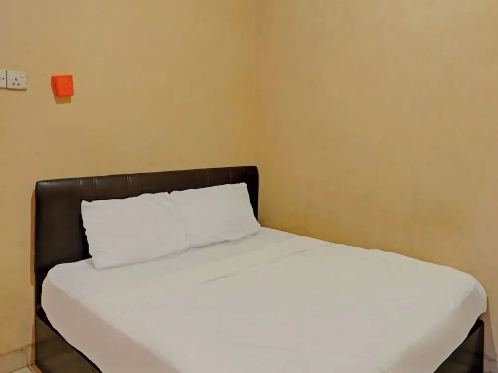 Hotel O Pelita StayNearAnugrah Sinar Lautan