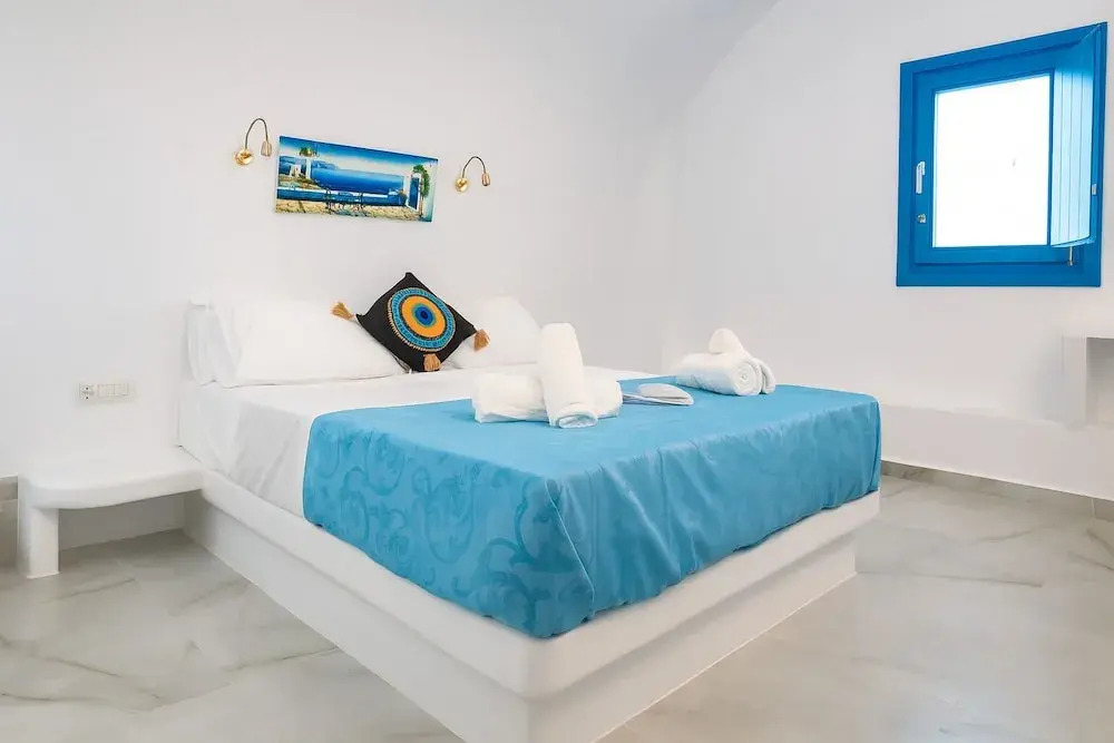SantoNight Luxury Villas