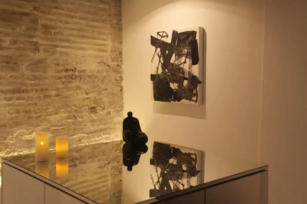 ART SUITE GALLERY - Tuscany - medieval town close to Florence, Pisa, Lucca, Chianti Zone, Versilia