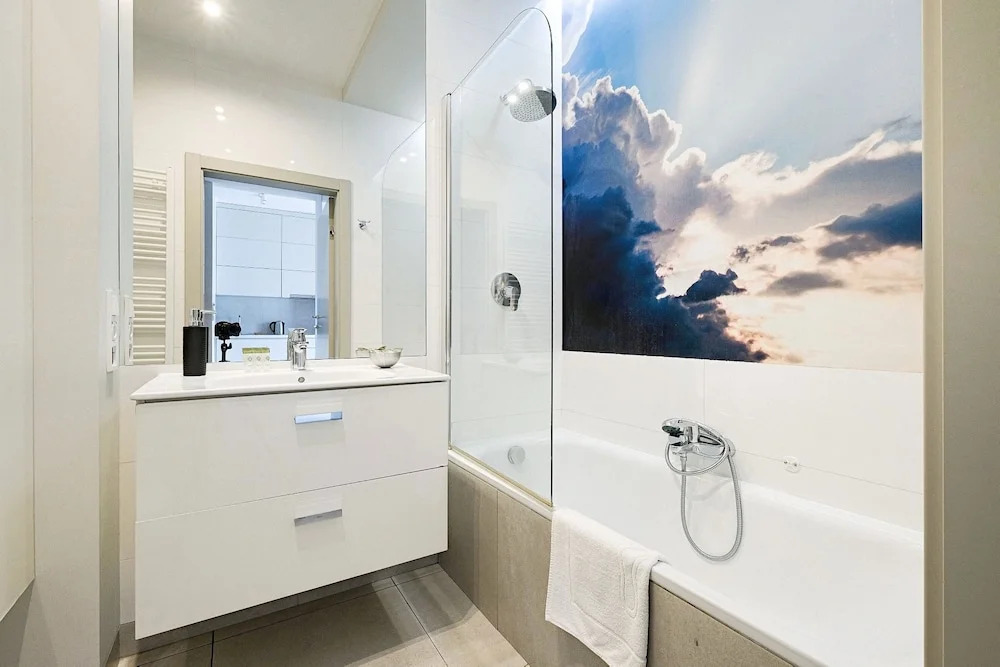 Warsaw Hub ApartHotel