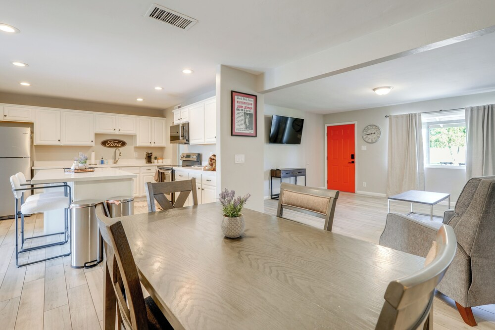 Stylish & Central Mesa Home With Private Pool!
