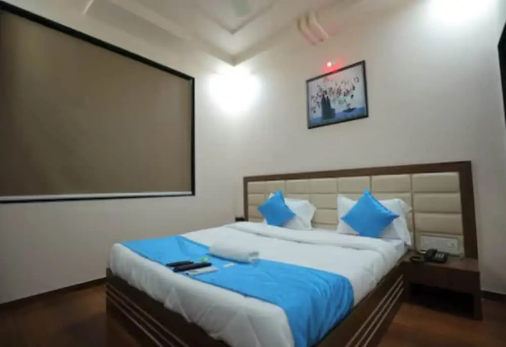 Hotel Raviraj Palace Rajkot