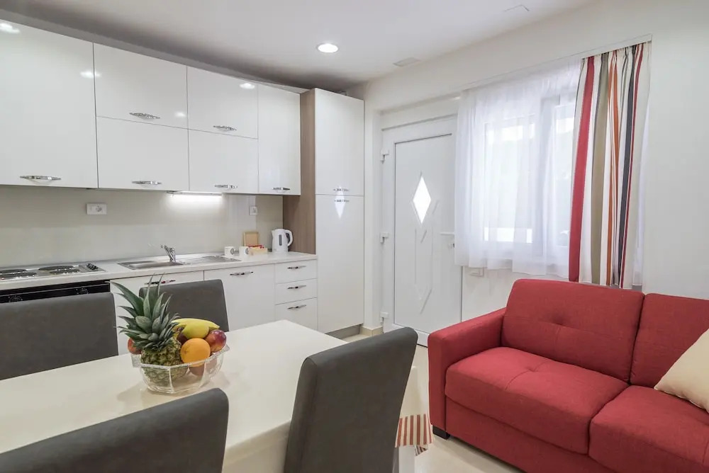 Drop In Split Luxury Suites