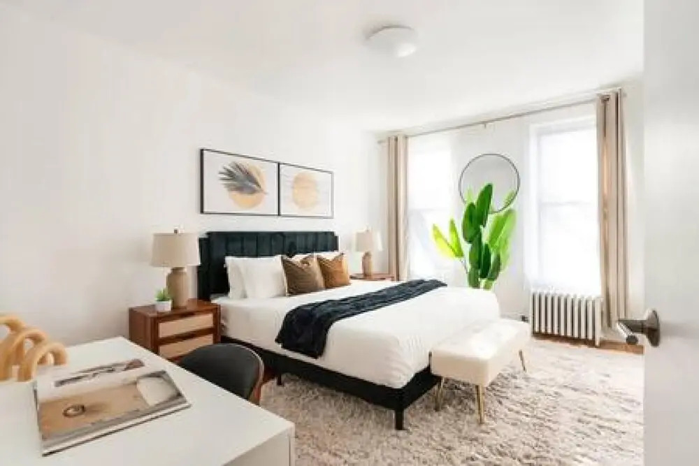 444-2e Modern 2BR Hell s Kitchen