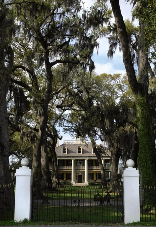 The Inn at Houmas House Estate