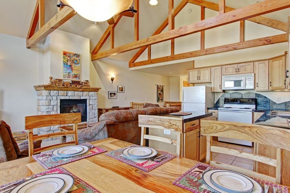 Mount Acoma 38 2 Bedroom Condo by RedAwning