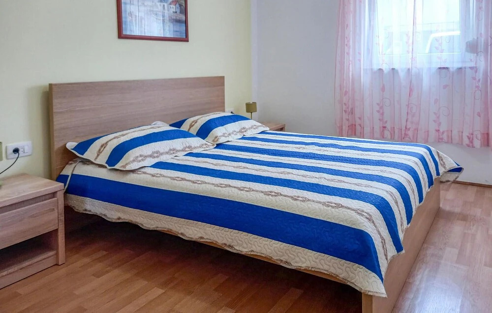 Beautiful Apartment in Vir With Wifi and 2 Bedrooms