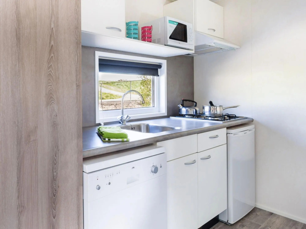 Chalet in Kamperland Near the Beach