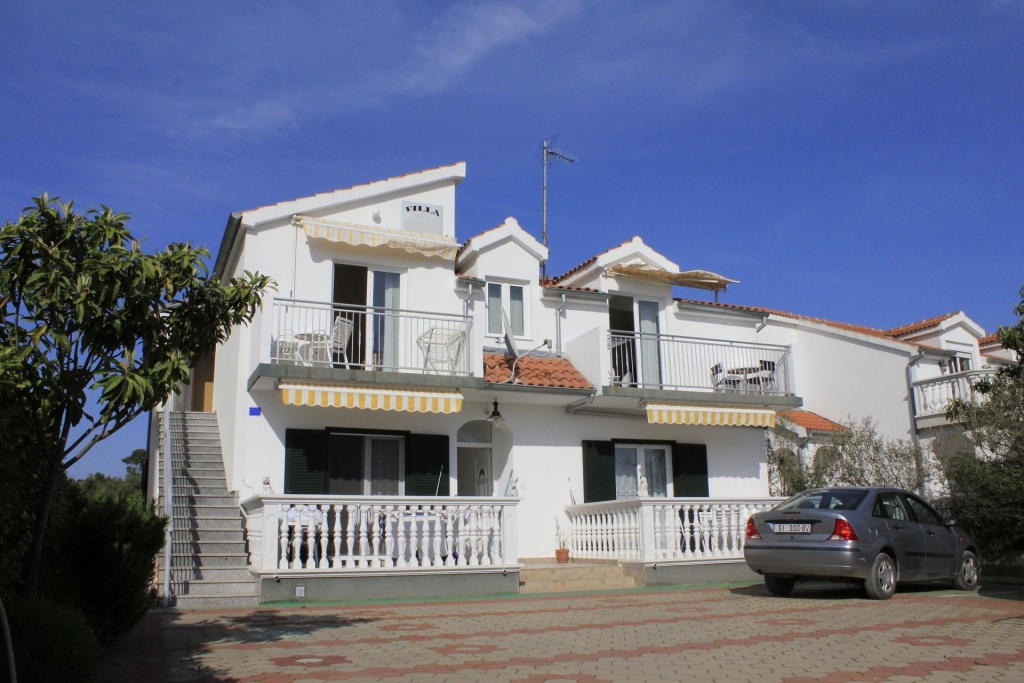 Studio apartment Vik - 250 m from beach SA4 Brodarica, Riviera Sibenik