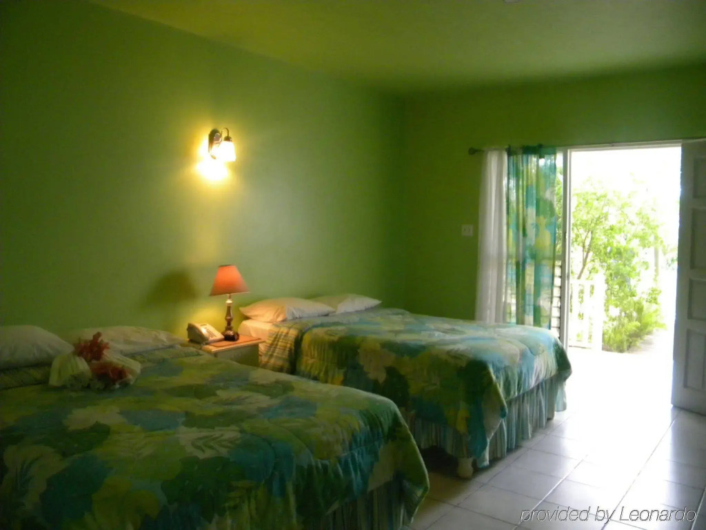 Coral Seas Beach Resort