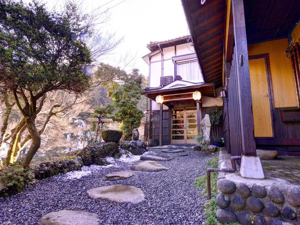 Ryoriryokan kinshokan