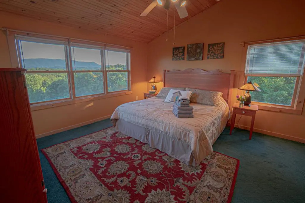 Poppy’s Place Cabin