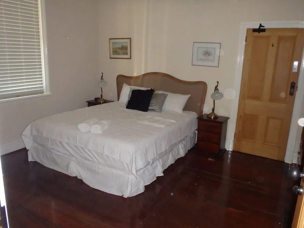 The Colonial House