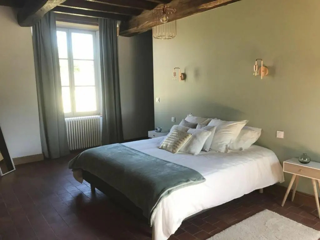 Gîte de Charme 18ème Siècle avec Piscine et WiFi - Jusquà 10 Pers. - FR-1-426-406