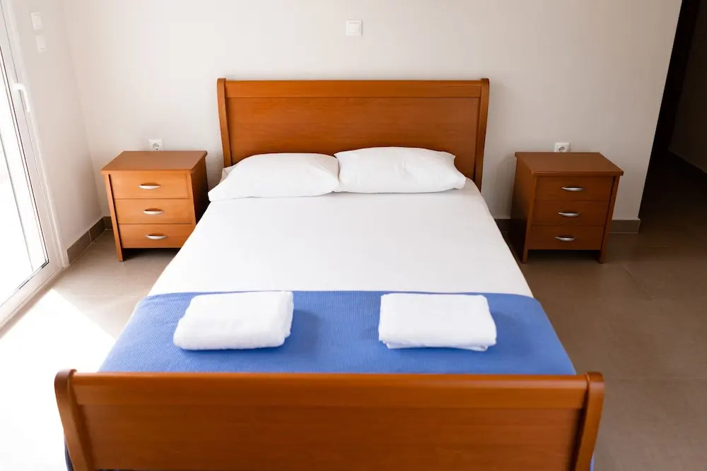 Thanasis Place Hostel