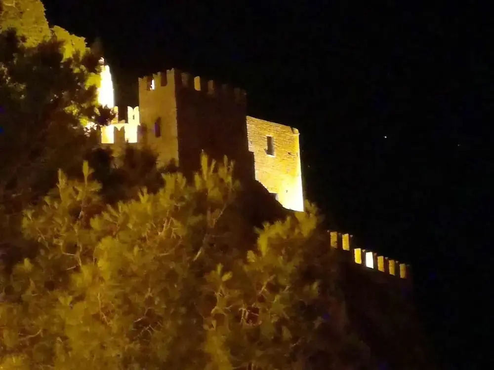 Apartment With 2 Bedrooms in Caccamo, With Wonderful Mountain View, Balcony and Wifi
