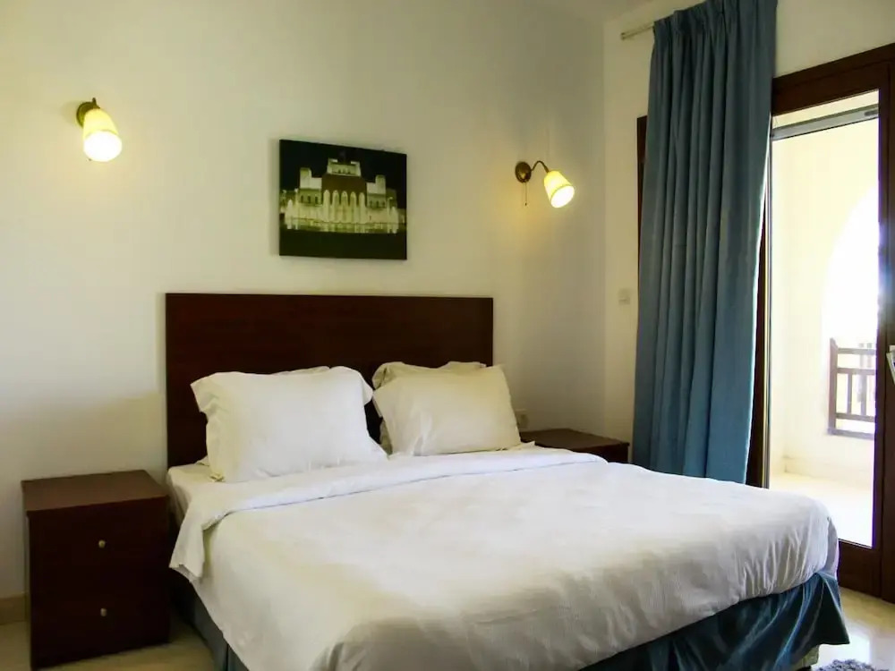 Luxurious Marina View Stay