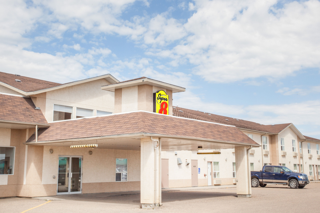 Red Roof Inn & Suites Marysville