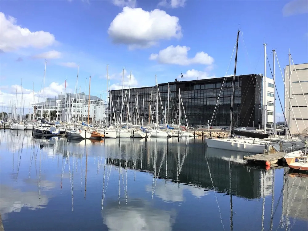 Modern and Bright 3-bedroom Duplex in Copenhagen Nordhavn