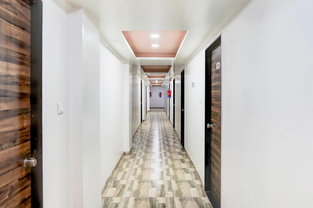Hotel O Dindoli Surat