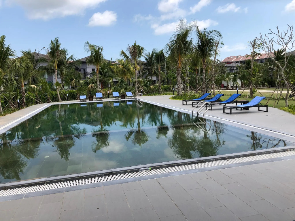 Kosmos Apart Hotel Phu Quoc - Night market & Walkin to beach