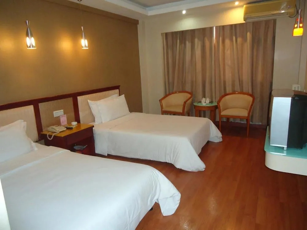 West Lake Hotel