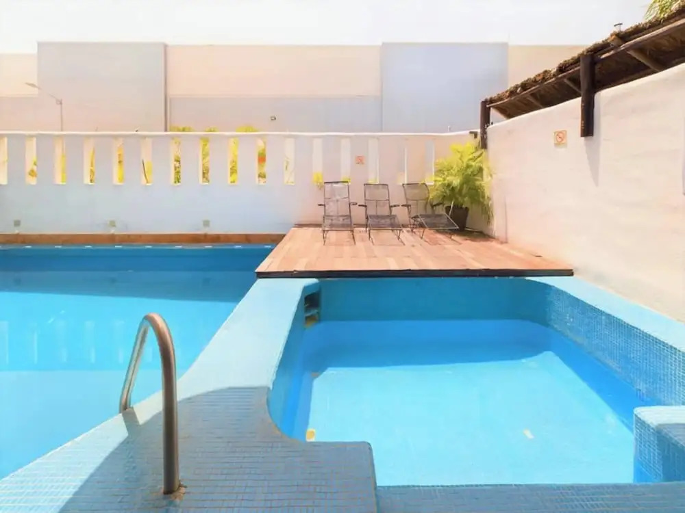 Chic 1BR With Pool & Parking Close to ADO