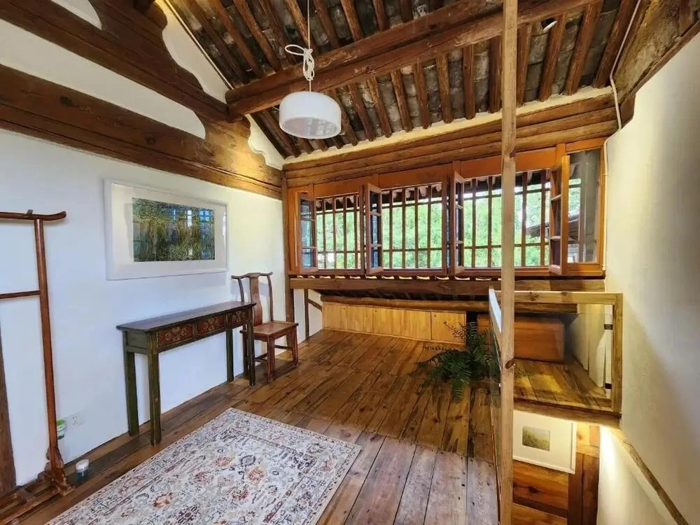 Secret Moon Guesthouse