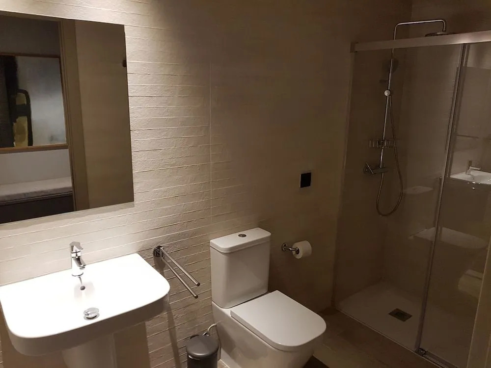 HOTEL TORRENT