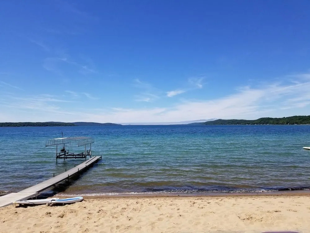 Crystal Lake Resort