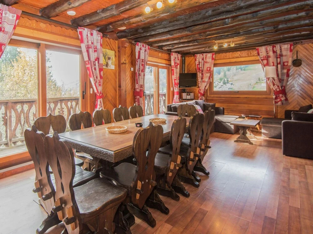 Pleasing Holiday Home in Les Gets Near Ski Area