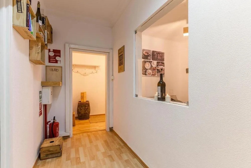 Wine Inn Cascais Guesthouse