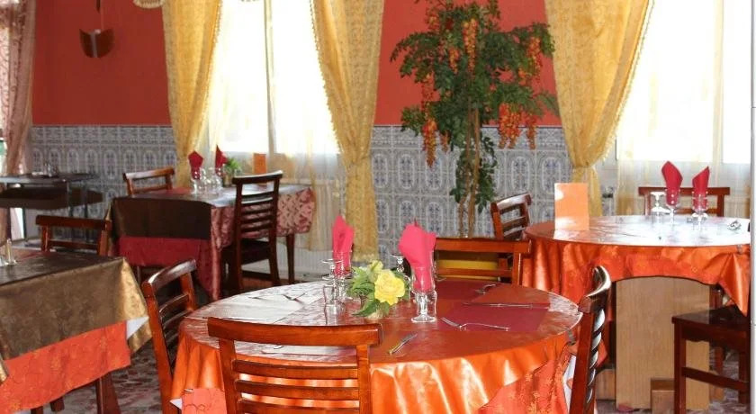 HOTEL LA GARENNE