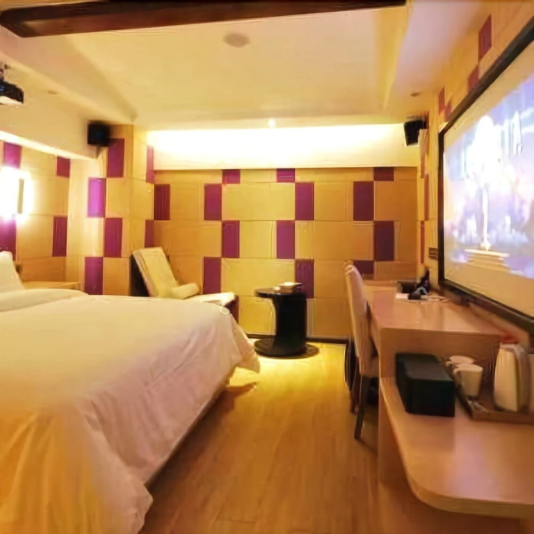 lingcai chunyi Hotel (Chengdu Jiuyanqiao)