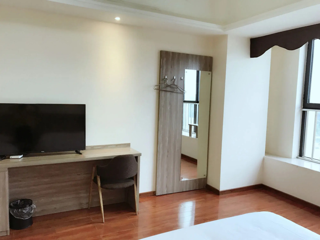 Xingyue Apartment Luogang Wanda