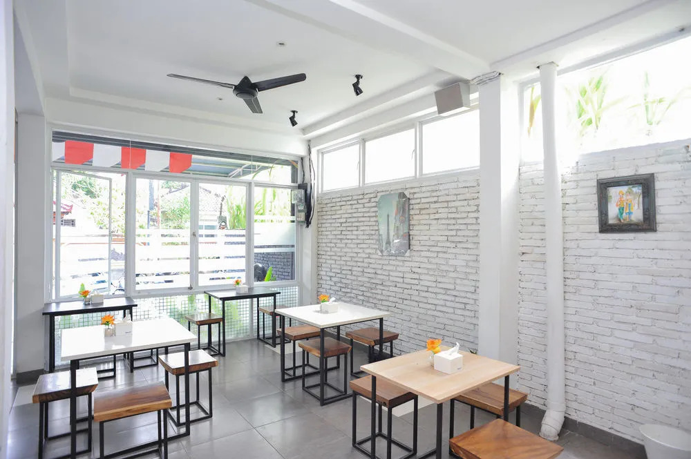 艾里龙目岛玛塔朗阿朱纳 14 号酒店(Airy Mataram Arjuna 14 Lombok)