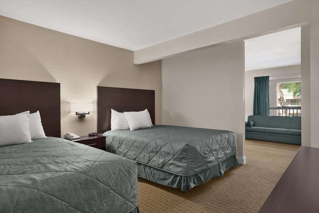 Ramada Limited & Suites - Clearwater