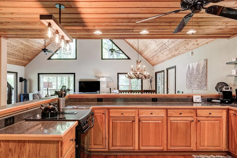 Asheville Town 3 Bedroom Cabin