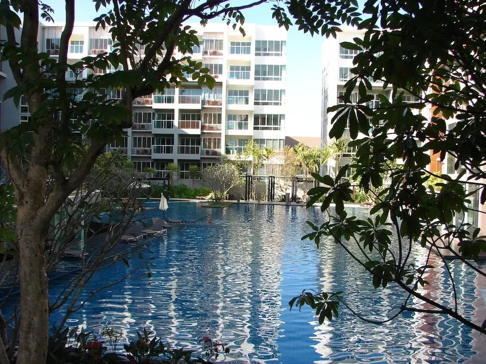 The Seacraze Hua Hin 1br 52m2 Poolview
